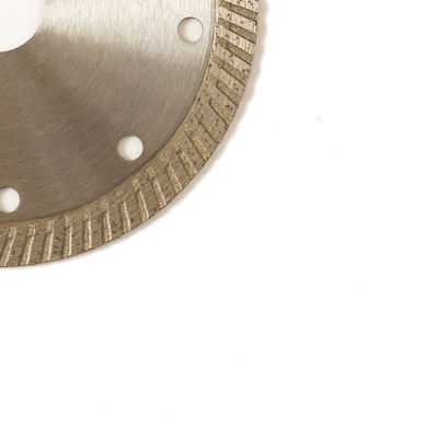 Sıcak Pres Yüksek Kalite 5 inç '125 × 1.2 / 2.0 × 10 × 22.23mm Porselen Elmas Bıçak65Mn Uzun Kesme Ömrü ile Çelik Gövde