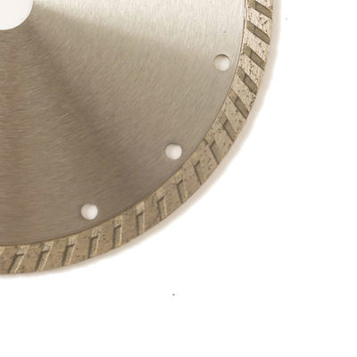 Yüksek Kaliteli Sıcak Pres 8 inç '200 × 1.6 / 2.6 × 10 × 22.23mm Porselen Elmas Bıçak Uzun Kesme Ömrü ile 65Mn Çelik Gövde