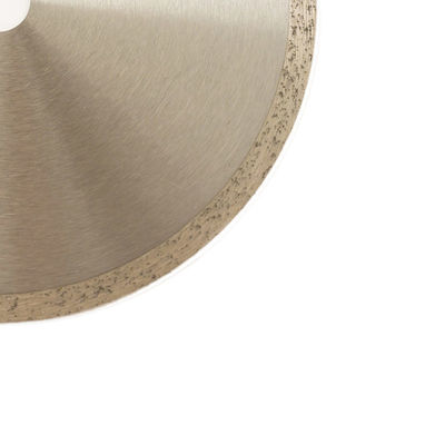 Uzun Ömürlü Seramik İçin Soğuk Pres 9 inç 230 × 1.8 / 2.6 × 10 × 22.23mm Sürekli Jant Elmas Bıçak