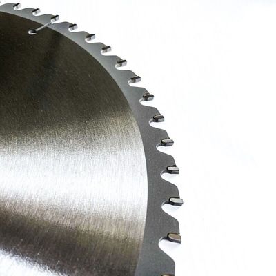Yüksek Kaliteli 254*1.8/2.5*15.88*40T TCT Dairesel Bıçak Ahşap Veya Alüminyum Kesmek İçin Doğru Açı